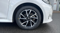 Toyota Yaris 1.5 Hybrid Design 5dr CVT Hybrid Hatchback